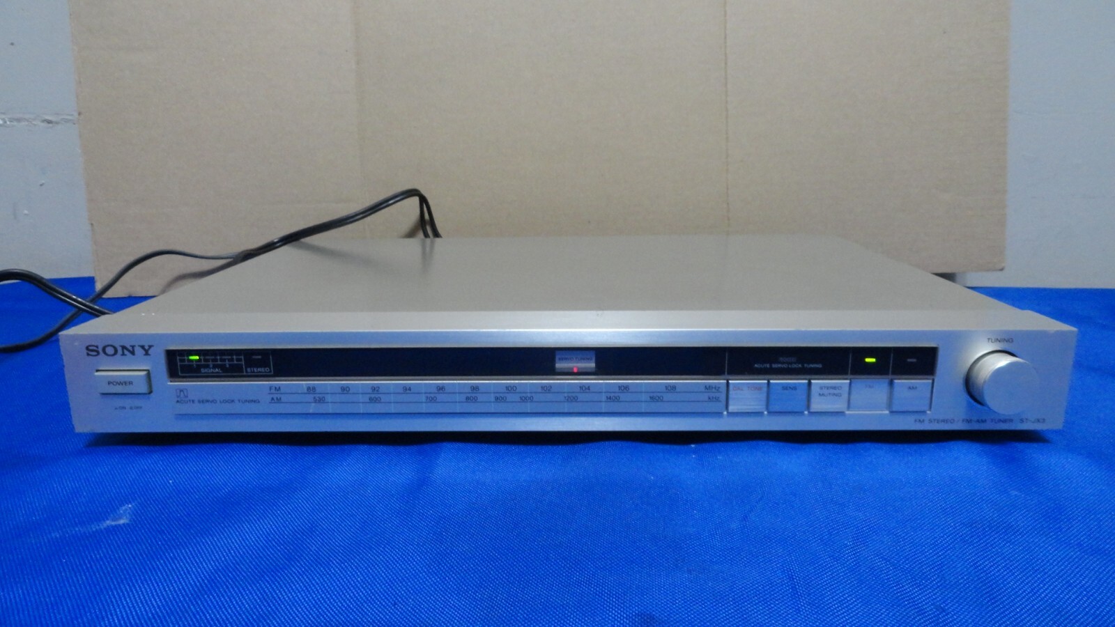 ラジオ・コンポ SONY STR-201 FM /AM STEREO RECEIVER SONY STR