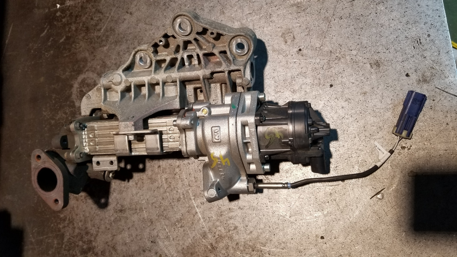 68445601AA 68211310AAA  3.0L ECODIESEL USED EGR COOLER - Picture 1 of 11
