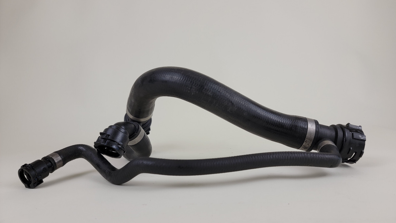 2004-2007 BMW E63 645 6-Series Engine Radiator Coolant Upper Hose Line Pipe OEM
