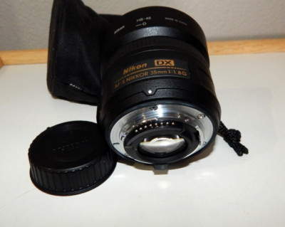 NIKON DX AF-S Nikkor 35mm 1:1.8G Auto Focus Lens w/ Hood and Bag for DSLR Camera