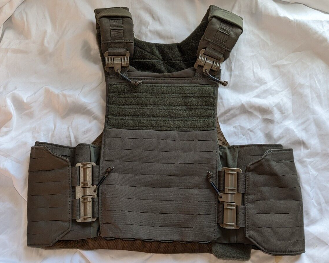 smallmonster製 Siege-Rレプリカ Sサイズ smallmonster製 Siege-Rレプリカ Sサイズ 【公式通販】