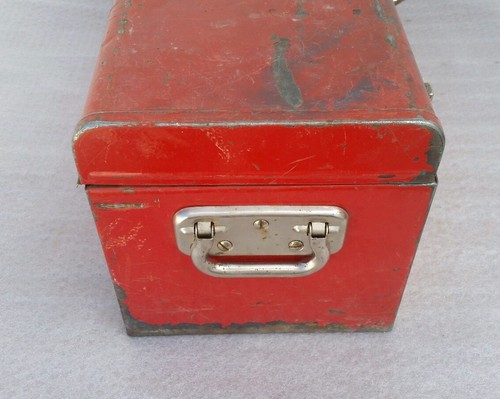 VINTAGE CRAFTSMAN COMMERCIAL TOOL BOX 65141 VERY BIG 24