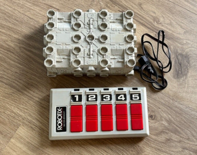 Vtg Robotix Series R-2000 Master Control Motorized Modular Replacement Part 1984