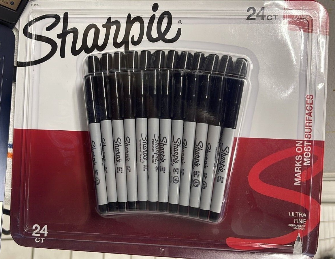 Sharpie ultra fine Tip Permanent Marker, Ultra Fine Point, Black, 24 pack