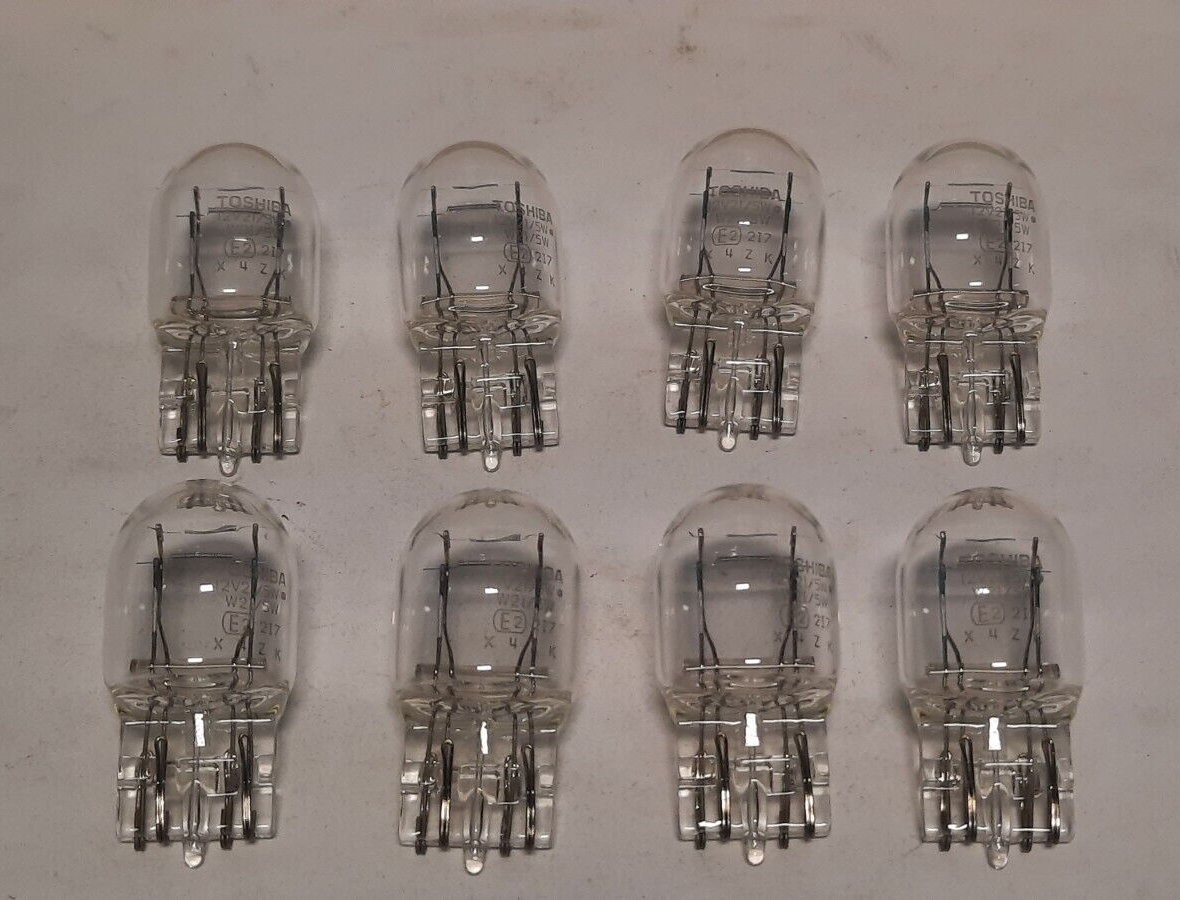 TOSHIBA #12V21/5W, W21/5W LOT OF 8 TURN SIGNAL LIGHT BULBS (CLEAR) D149 TOSHIBA #12V21/5W, W21/5W LOT OF 8 TURN SIGNAL LIGHT BULBS (CLEAR) D149