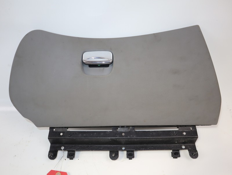 Porte Boite A Gants Occasion Alfa Romeo 147 Phase 2 - 1.6 Ts 105ch -