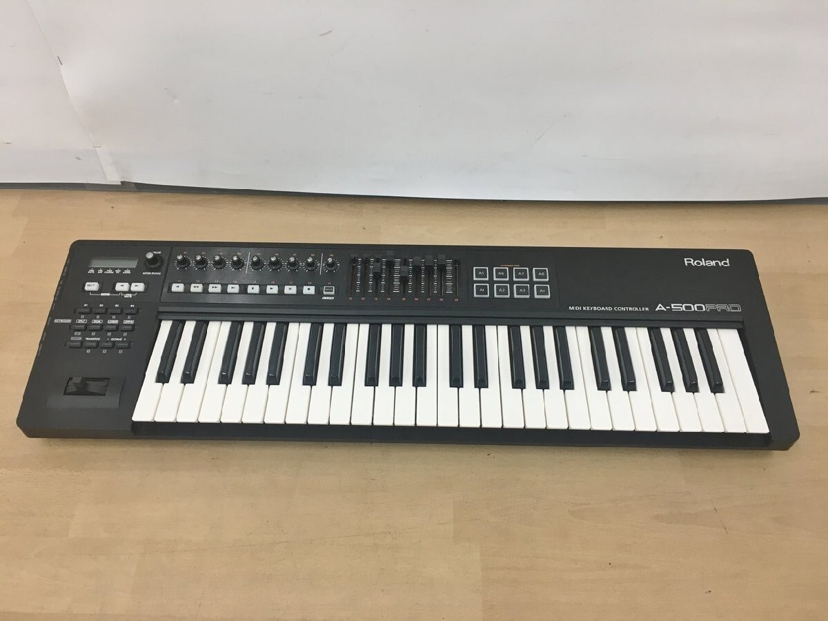 Roland A-37 MIDIキーボードコントローラー Roland A-37 - Gearspace