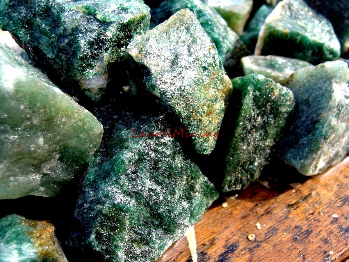 Natural DARK GREEN AVENTURINE 1000 Carats Rough Rock Gemstone