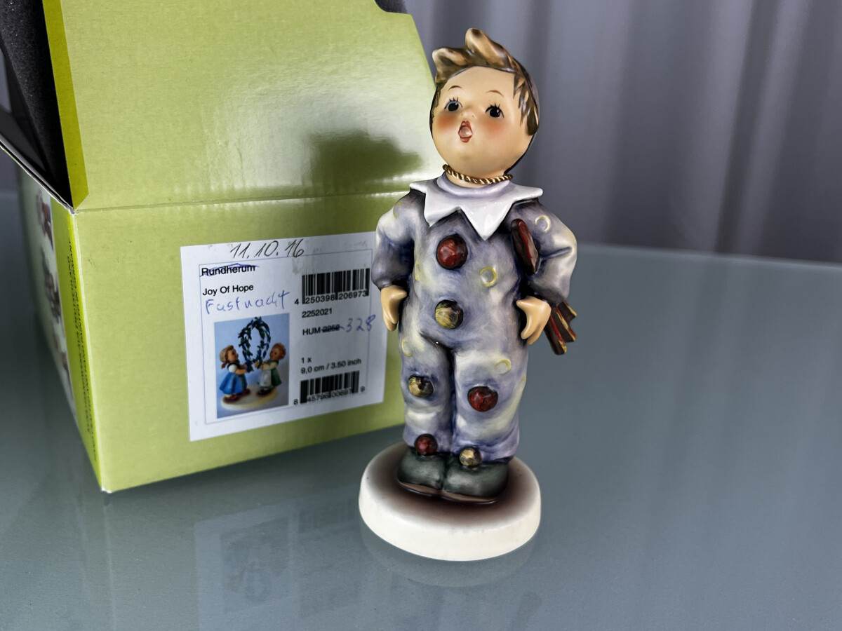Hammy shop ⸜❤︎⸝‍様     BW金木 Hummel Figure 328 Fastnacht 15 Cm. 2nd Choice - Top