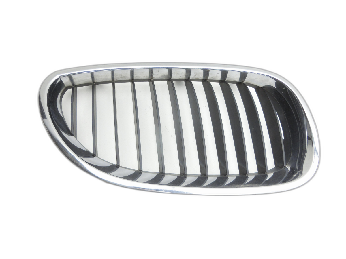 BMW E61 530d 04-07 Frontgrill Kühlergrill Niere Rechts  - Bild 1