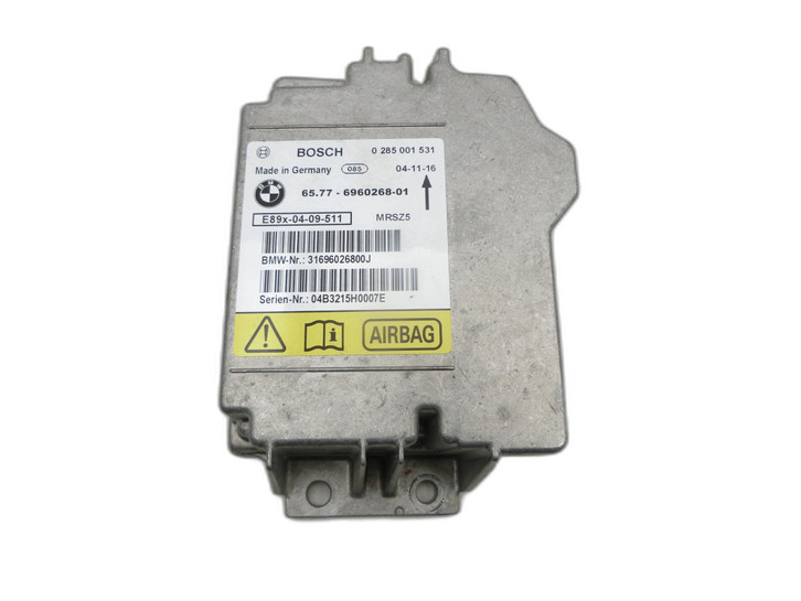 BMW E87 1er 116i 04-07 Airbag Steuergerät Airbagsteuergerät BMW E87 1er 116i 04-07 24.11.2004 65.77-6960268-01... Bild 1