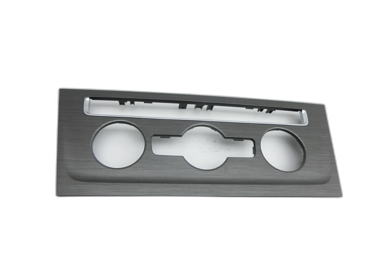 VW Golf 7 VII Variant 13-17 Blende Einbaurahmen für Klima Bedienteil  - Bild 1