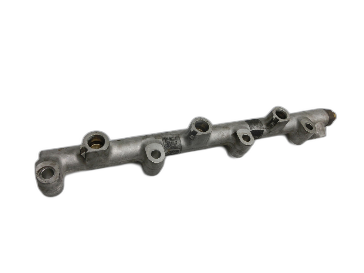 Alfa Romeo Brera 159 05-10 3,2 191KW Einspritzleiste Düsenstock Einspritzanlage Vorne  - Bild 1