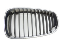 BMW E81 1er 120d 07-11 Frontgrill Kühlergrill Grill Links BMW E81 1er 120d 07-11 16.10.2007 7128613 51137128613... Vorschau 1