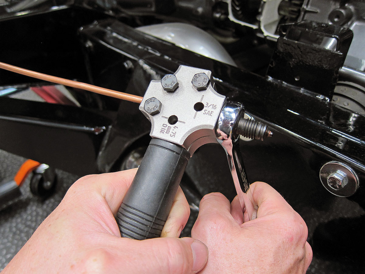 Brake Pipe Flaring Tool