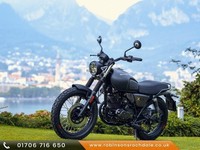 The New Keeway X Light ABS 125, a modern cafe cruiser