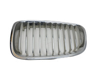 BMW 1er 116i F20 11-15 Frontgrill Kühlergrill Grill Links BMW 1er 116i F20 11-15 20.10.2011 7262119 51137262119... Vorschau 1