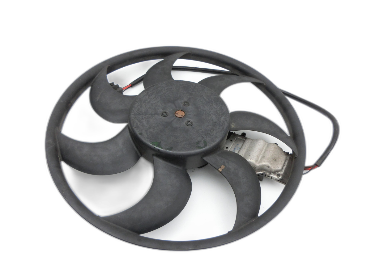 BMW X1 E84 09-12 2,0i 110KW Lüfter Ventilator f. Kühler  - Bild 1