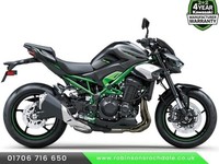 Kawasaki Z900 2025, Now with a Free Akrapovic