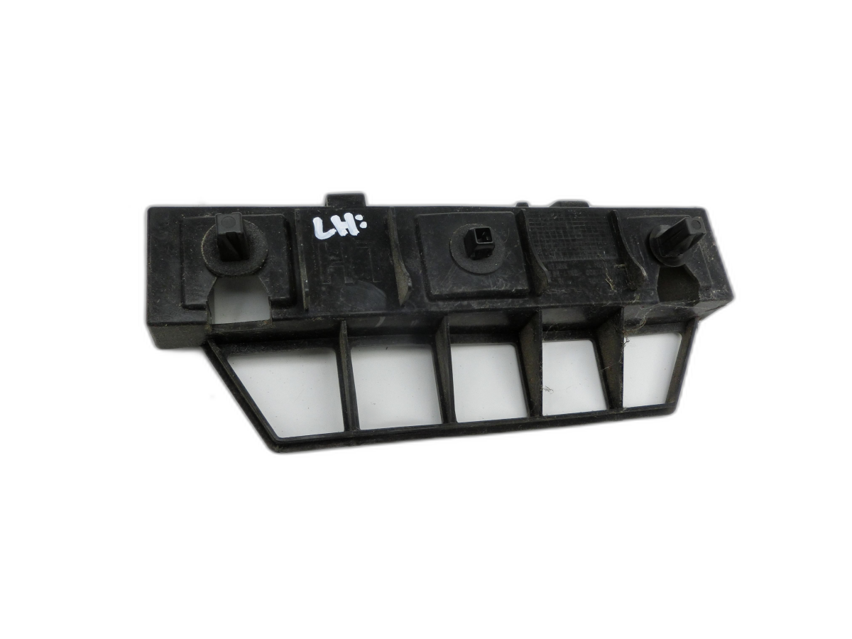 Hyundai IX20 JC 10-15  Halter Träger Aufnahme Führung für Stoßstange Links Hinten  - Bild 1