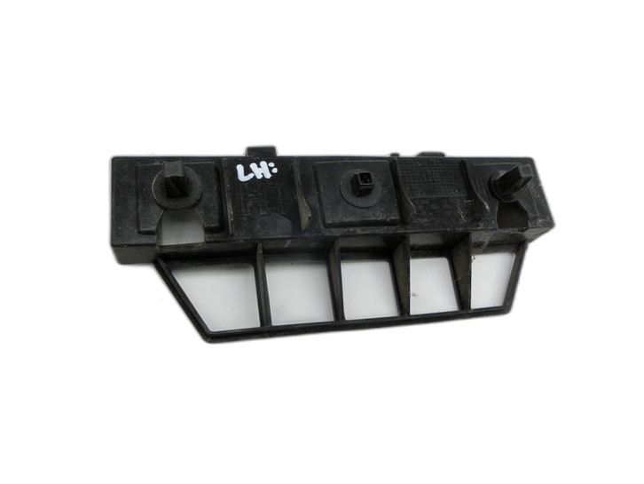 Hyundai IX20 JC 10-15  Halter Träger Aufnahme Führung für Stoßstange Links Hinten  - Bild 1