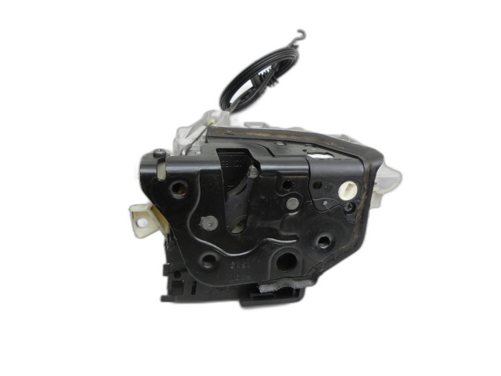 VW Passat 3C B7 10-15 Kombi Türschloss m. ZV Stellmotor Rechts Vorne  - Bild 1