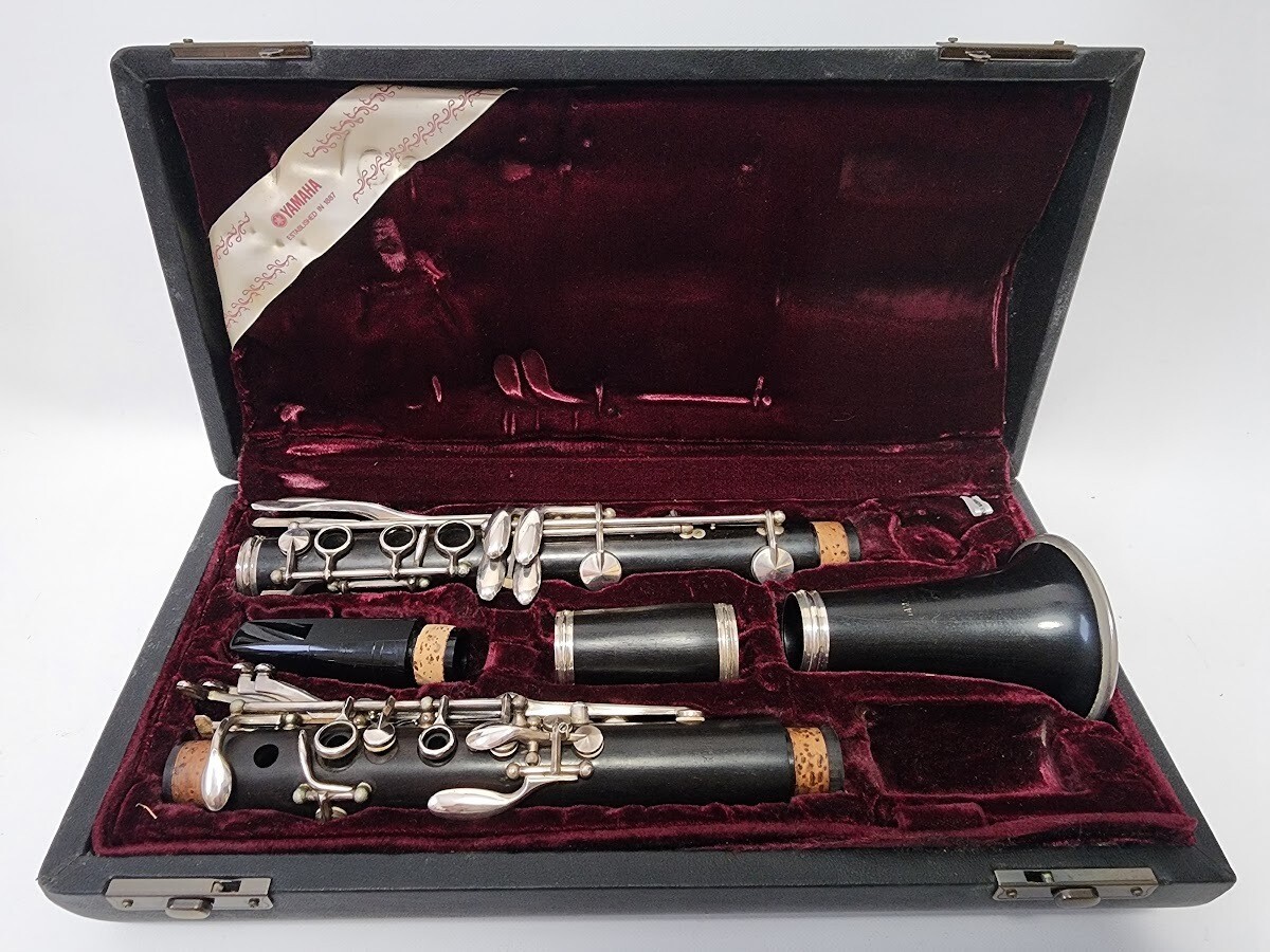 YAMAHA YCL-650 Bb Clarinet with Hard Case Mouthpiece | eBay