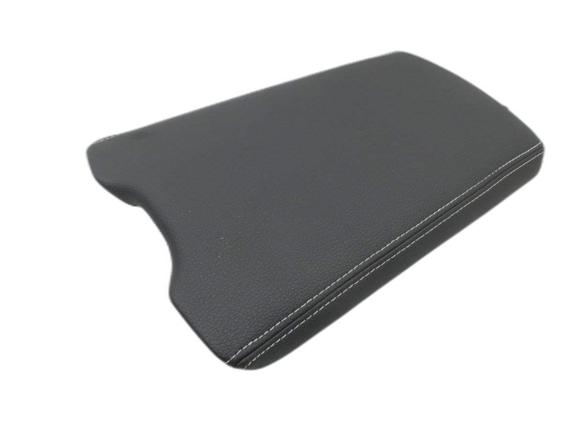 Vinfast VF8 Armlehne Mittelarmlehne Auflage  - Bild 1