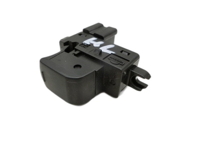 Nissan Note E11 09-13  Fensterheberschalter Schalter Links Hinten  - Bild 1