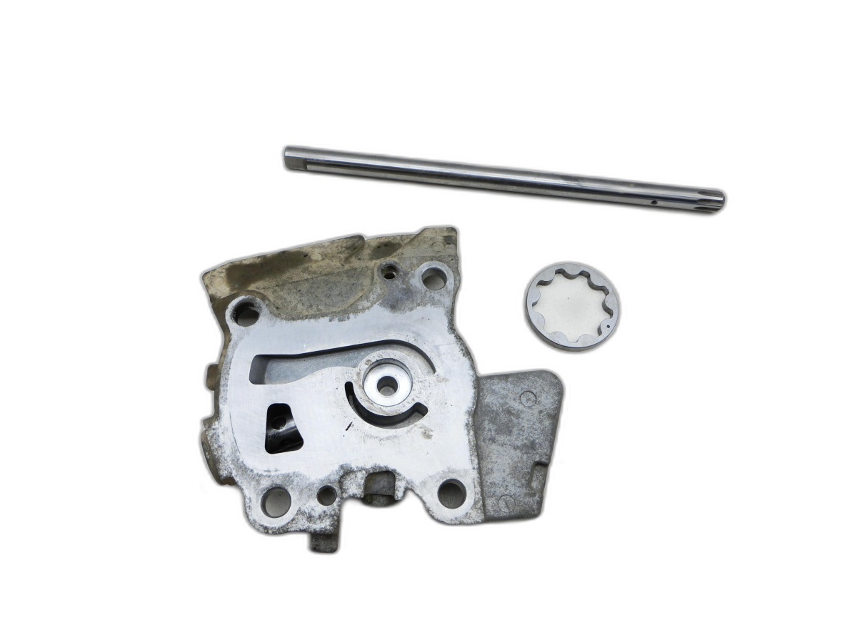 Toyota Auris II E18 12-15 Benzin/1,8 Hybrid 73KW 2ZRFXE Ölpumpe für Getriebe  - Bild 1