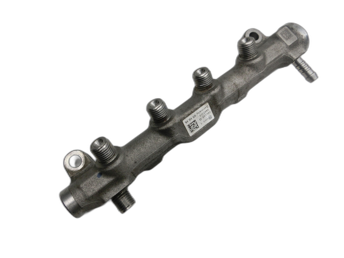 Skoda Rapid NH 12-19 TDI 1,6 85KW Verteilerrohr für Hochdruck Verteiler  - Bild 1