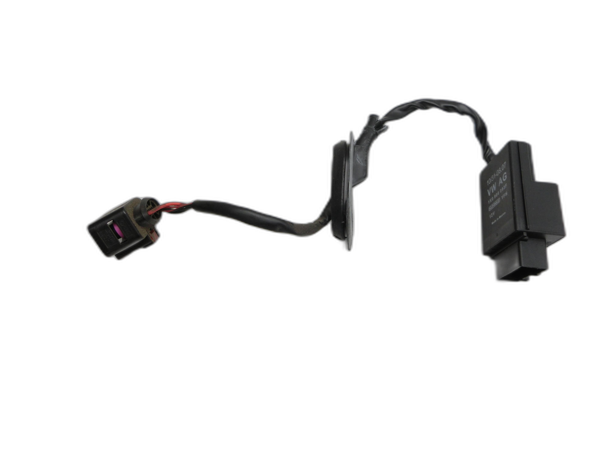 VW Golf VI 6 1K Variant 09-13 Steuergerät Kraftstoffpumpe Benzinpumpe - Bild 1