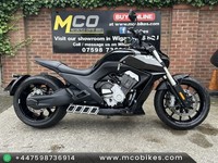 Benda Moto LFC 700 2025/75 383 miles