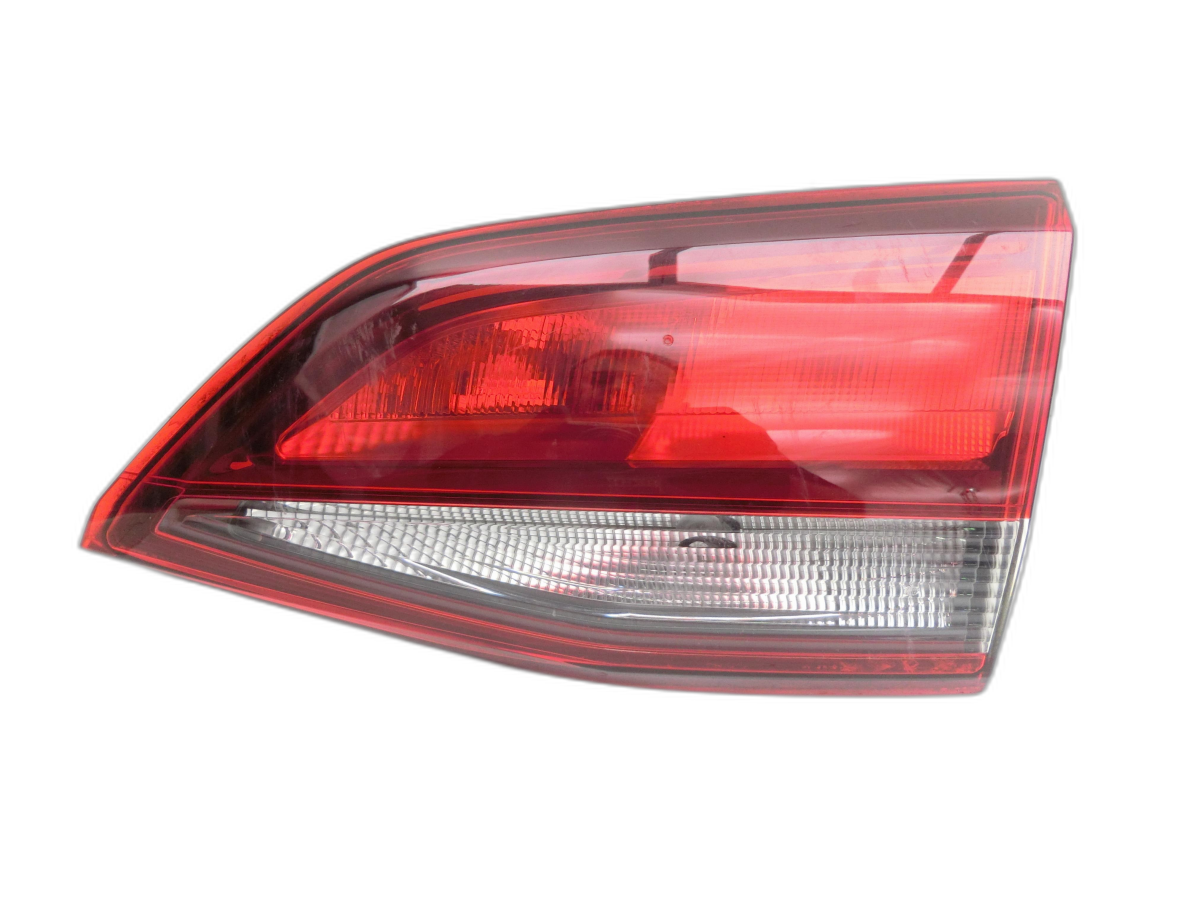 Opel Astra K 15-21 Kombi Rückleuchte Heckleuchte für Klappe Rechts  - Bild 1