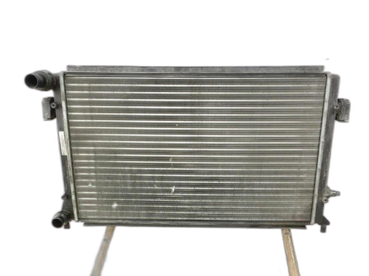 VW Golf 5M Plus 04-08 1,6 75KW Wasserkühler Kühler  - Bild 1