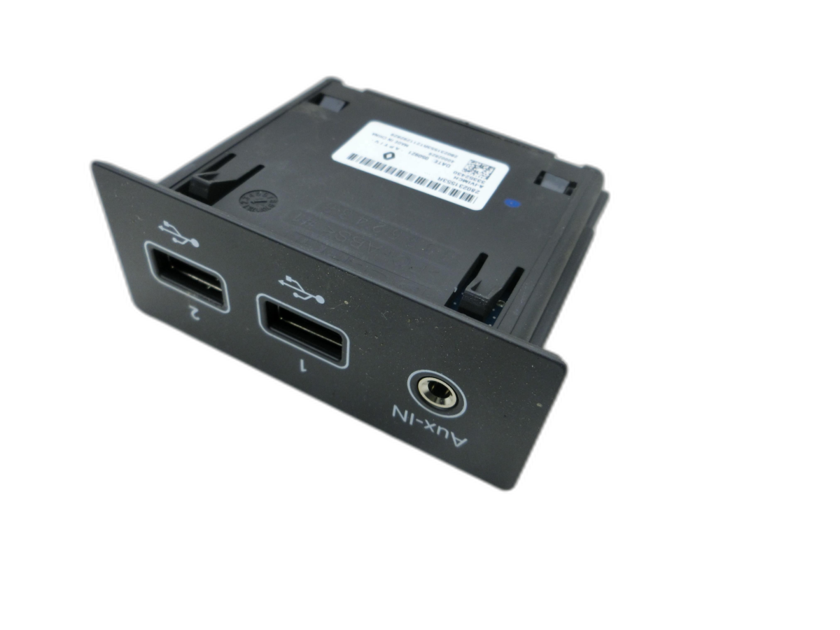 Nissan Qashqai J10 07-10 USB AUX Buchse Anschluss  - Bild 1