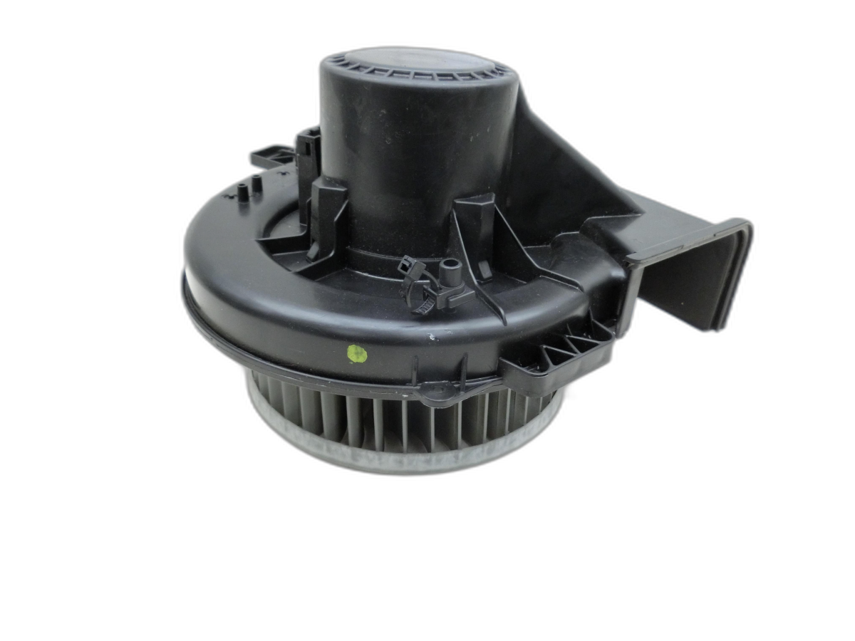 Audi A1 8X 10-14 Gebläsemotor Innenraumgebläse Lüftermotor Heizungsgebläse  - Bild 1