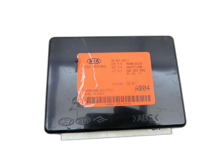 Kia Soul II AM 08-13 Steuergerät ECU Modul SG BCM AM Kia Soul II AM 08-13 07.05.2009 95400-2K210 486873-1000 gebraucht Bild 1