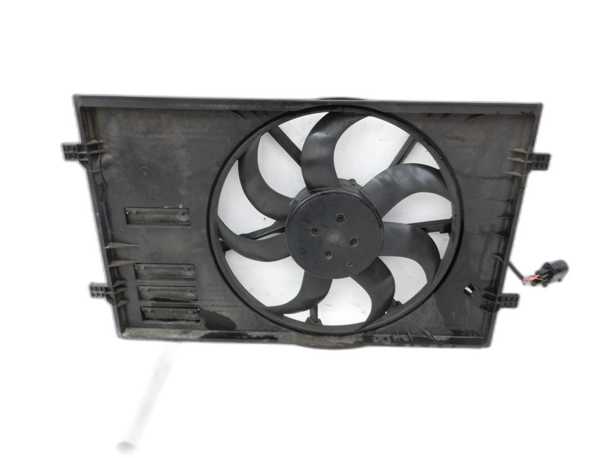 VW Passat B8 3G 14-19 TDI 1,6 88KW Lüfter Ventilator f. Kühler  - Bild 1