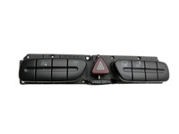 Mercedes W203 C220 01-04 Warnblinkschalter Schalter ZV ESP PDC Off Mercedes W203 C220 01-04 29.03.2003 A2038214758... Vorschau 1