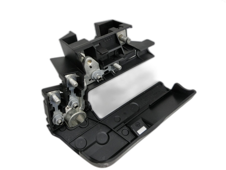 Skoda Rapid NH 12-19 Lim Polklemme Minus Klemme Stützpunkt für Batterie  - Bild 1