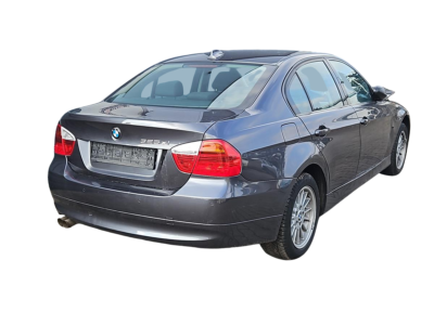 BMW E90 325xi 05-09