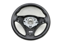 BMW 1er E88 125I 07-11 Lenkrad ohne Airbag BMW 1er E88 125I 07-11 26.10.2007 6795570 32306795570 gebraucht Vorschau 1