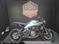 2024 74 Plate Husqvarna Vitpilen 401