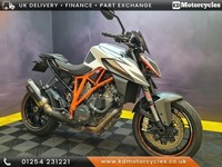 KTM 1290 Super Duke R, 2019 performance pack, Akrapovic exhaust
