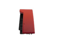 Mercedes W176 A180 15-18 Hebel Entriegelung für Motorhaube Mercedes W176 A180 15-18 19.10.2016 gebraucht Vorschau 1