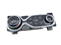 Dacia Sandero II 2 B8 13-17 Bedienteil Bedienelement Heizung Klimabedienteil Dacia Sandero II 2 B8 13-17 02.02.2013... Vorschau 1