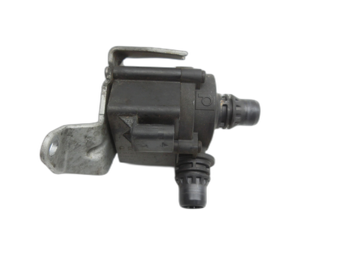 BMW X5 F15 13-18 3,0d 190KW Umwelzpumpe Heizung Pumpe  - Bild 1