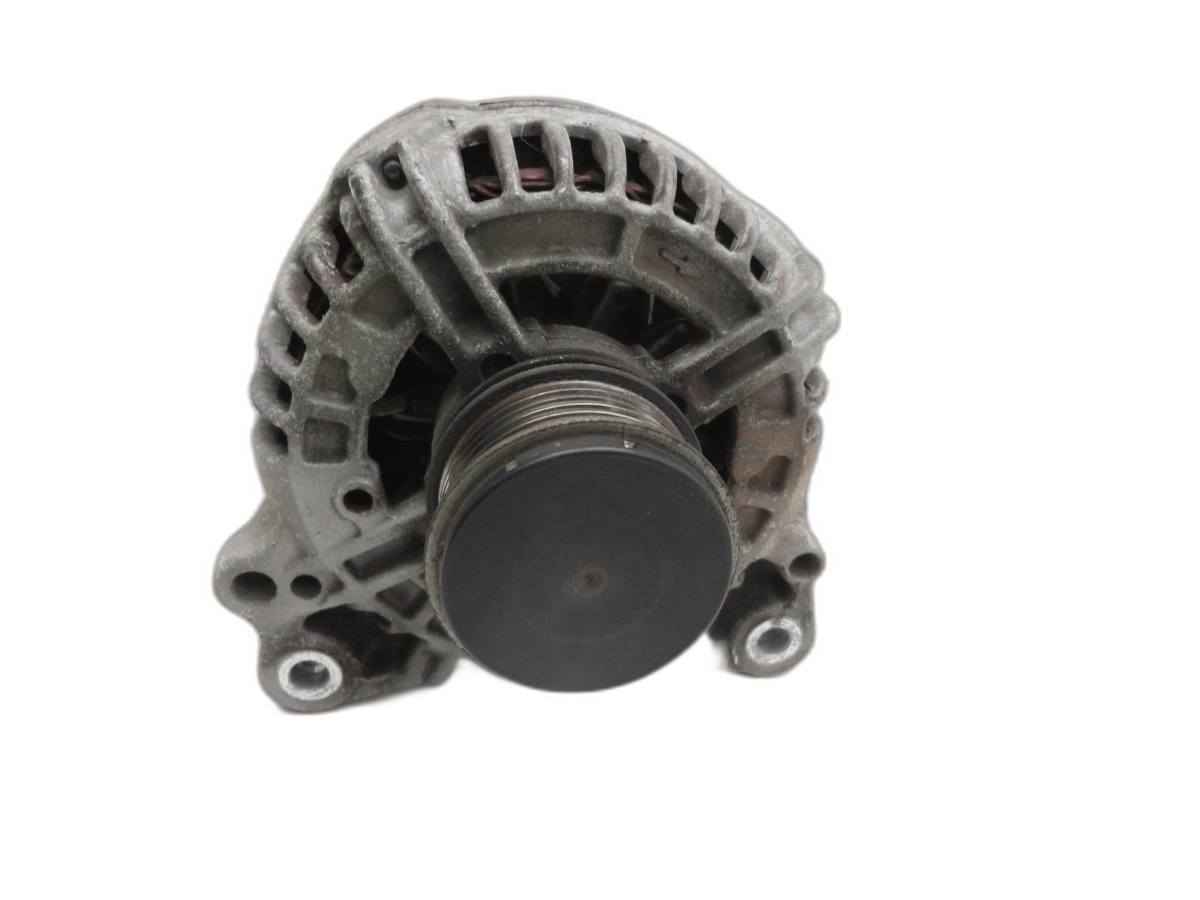 Audi A1 8X 10-14 TDI 1,6 66KW Lichtmaschine Generator 140A 14V - Bild 1