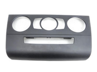 BMW E88 120d LCI 08-11 Blende Einbaurahmen für Klimabedienteil BMW E88 120d LCI 08-11 11.03.2010 6976841... Vorschau 1